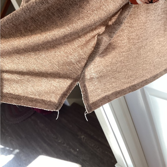 She & sky bohemian flutter sleeve top - Picture 7 of 9